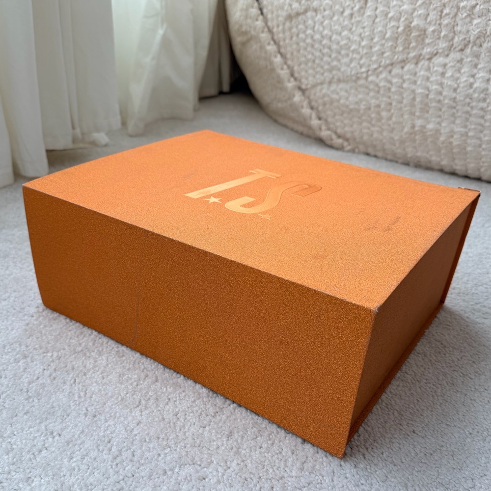 Taylor Swift’s “The Life of a Showgirl” Orange Cardigan Box Set MD/LG - Picture 13 of 16